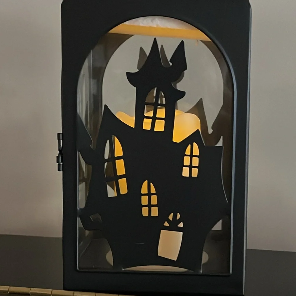 HALLOWEEN LANTERN